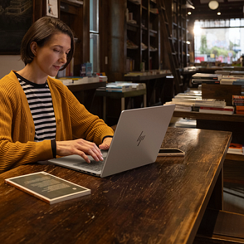 HP OmniBook 7 AI 14-fr0000nc BX8Q4EA Low Blue Light